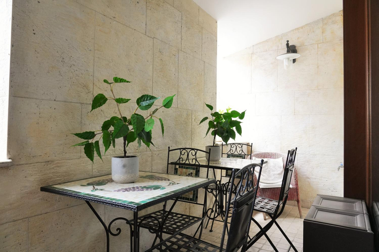 Others 4, B&B Il Grifone, Bari