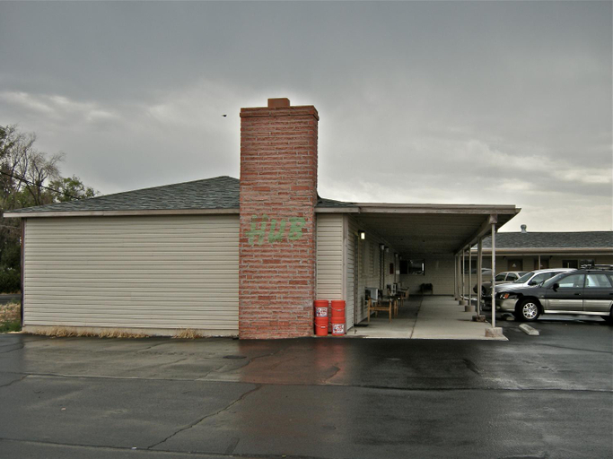 Others 4, Hub Motel, Deschutes