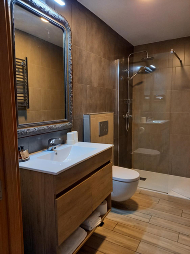 Bathroom 8