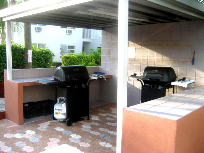 Others 5, Napoli Belmar Resort, Broward