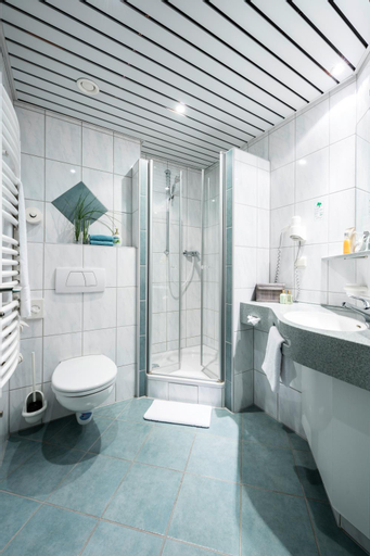 Bathroom 8