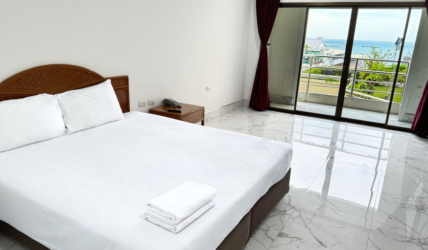 Bedroom 3, Highfive Hotel, Pattaya