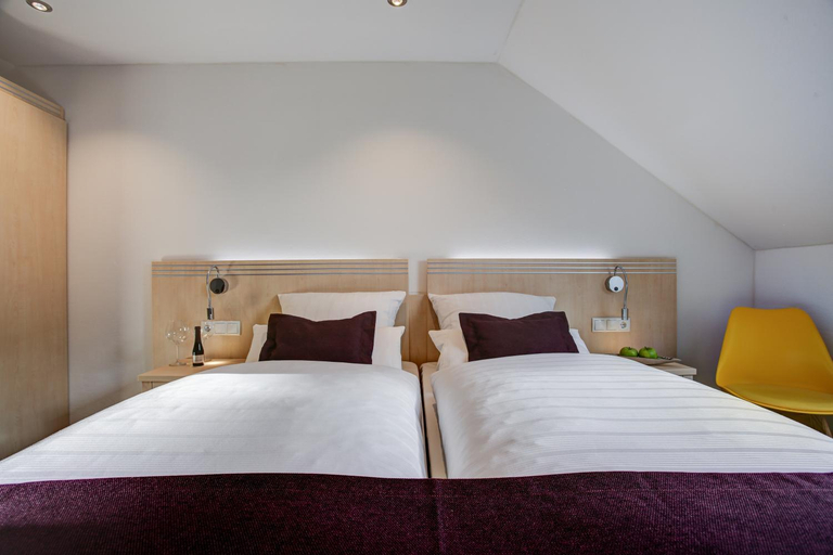 Bedroom 2, Rhein Neckar Hotel Mannheim 24h Self Check-in, Mannheim