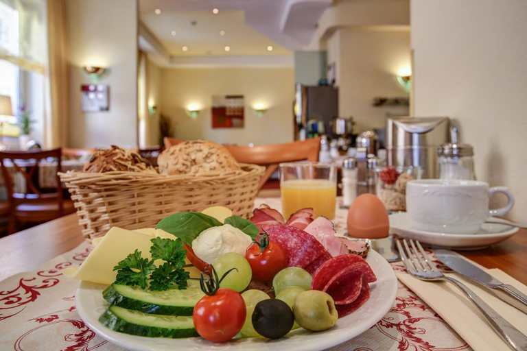 Others 5, Rhein Neckar Hotel Mannheim 24h Self Check-in, Mannheim