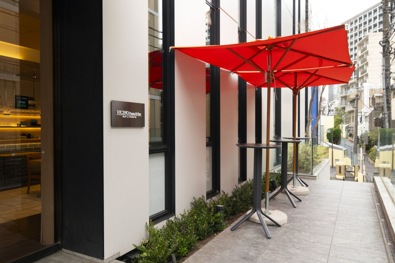 Exterior & Views 12