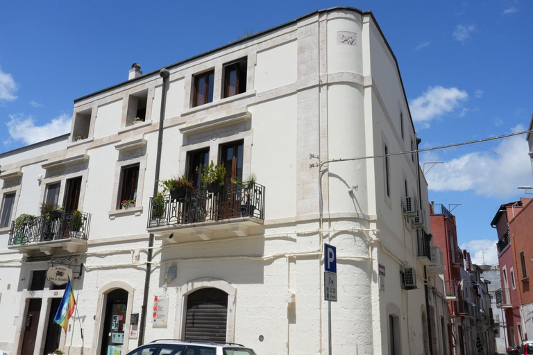 Others 5, B&B Il Grifone, Bari