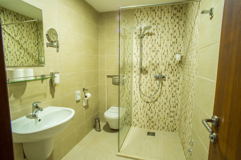 Bathroom 3, Hotel Polar Star