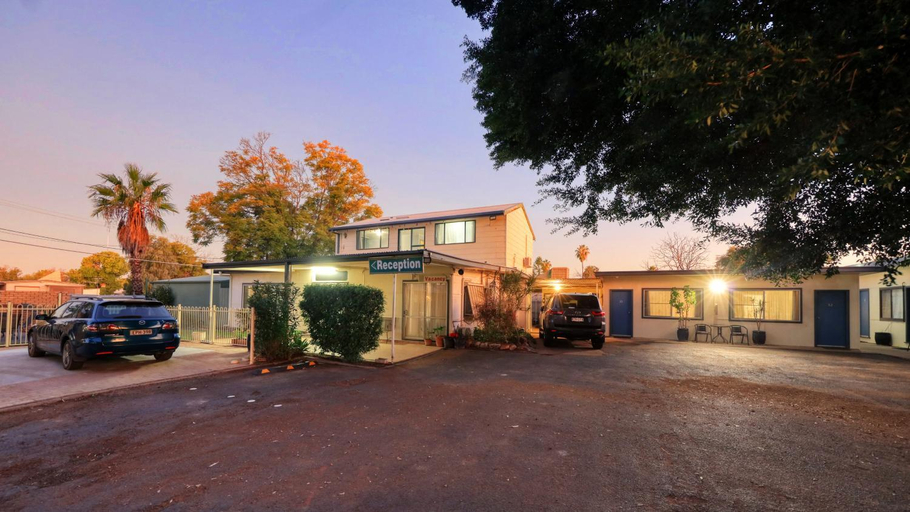 Public Area 3, Darling River Motel, Bourke