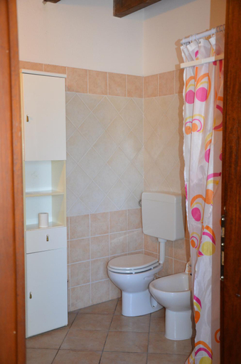 Bathroom 3, La Vecchia Montagna B&B, Carbonia-Iglesias