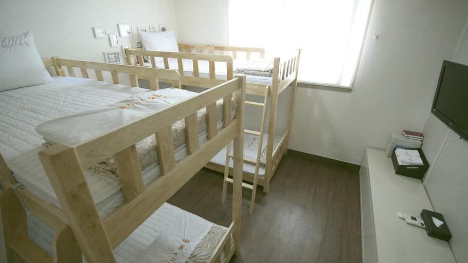 Bedroom 3, Seomyeon Residence Mumum Hotel, Busanjin