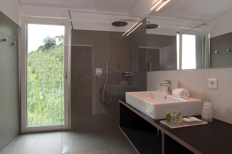 Bathroom 4, Apparthotel Calma, Bolzano