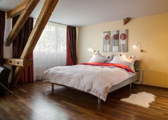 Bedroom 2, Hotel Metzgern, Obwalden