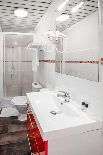 Bedroom 4, Hotel Belle Vue Royan, Charente-Maritime