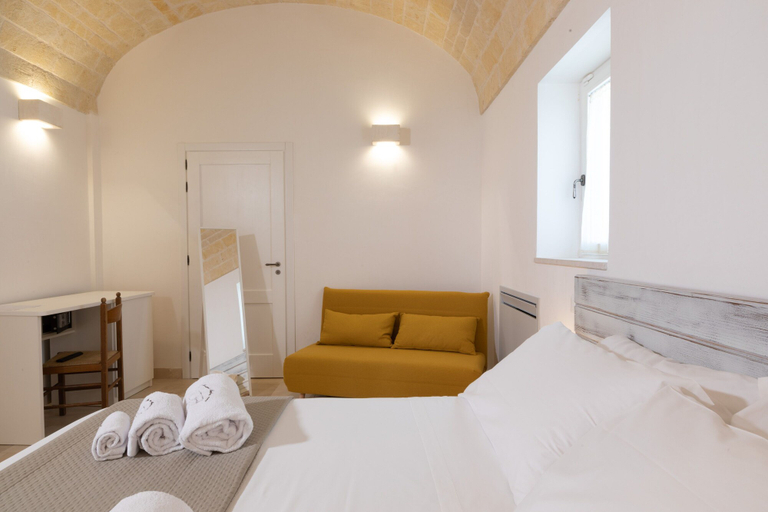 Bedroom 5, Masseria Abadia Uno, Brindisi