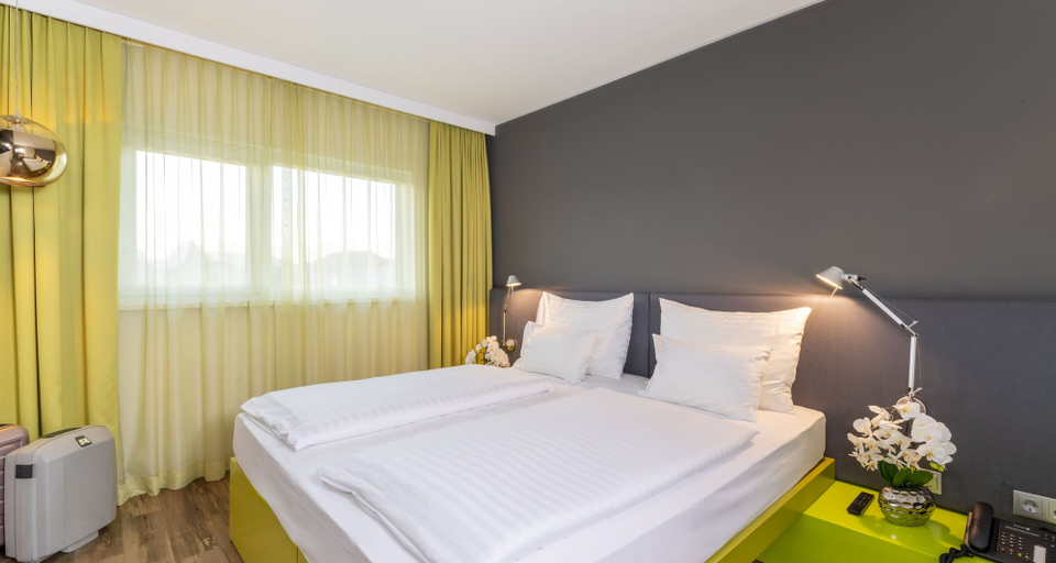 Bedroom 3, PLAZA INN Graz Messe, Graz