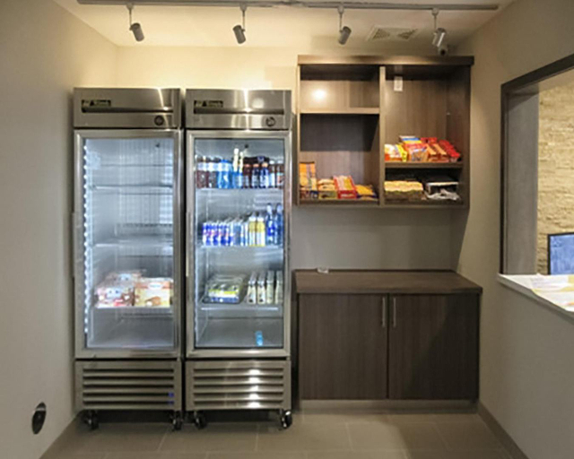 Food & Drinks 5, Comfort Inn & Suites Snyder, Scurry