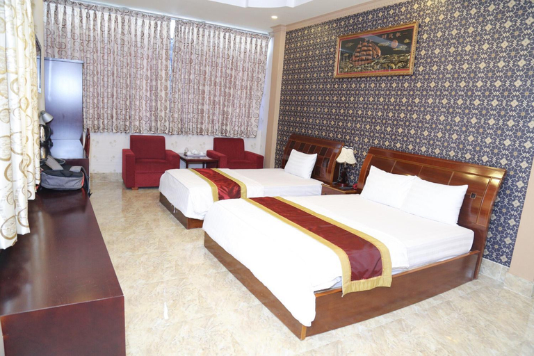Bedroom 3, Phu Qui Hotel, Long My