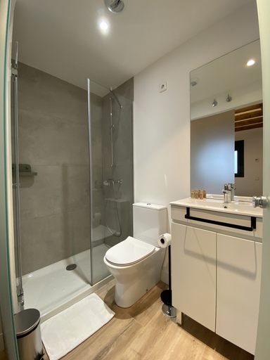 Bathroom 3, Fomento by Wynwood House, Madrid
