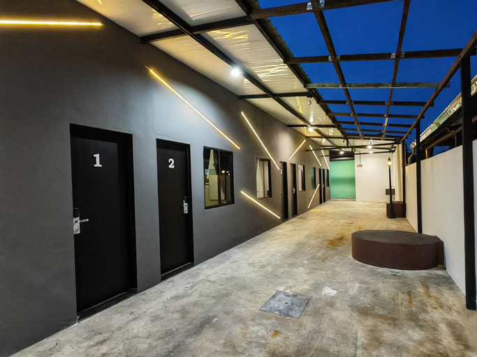 Others 3, Bakri Homestay, Muar