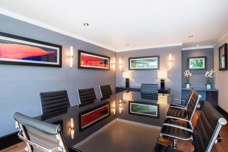 Food & Drinks 4, Sandman Hotel & Suites Winnipeg Airport, Division No. 11