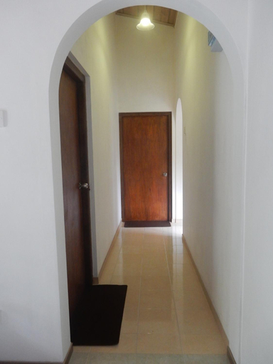 Others 2, Sisanda Residence, Bentota