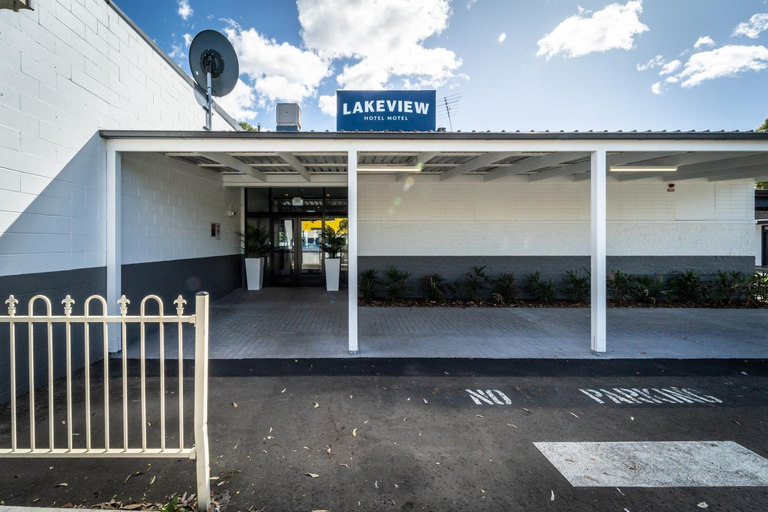 Public Area 2, Lakeview Hotel Motel, Shellharbour