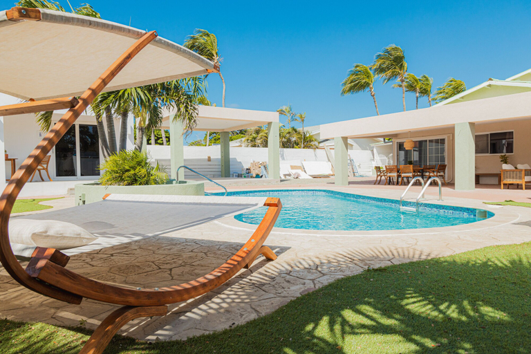 Sport & Beauty 3, White Lotus Retreats