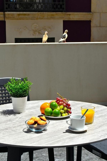 Food & Drinks 5, HoliHome Rambla 24, Alicante