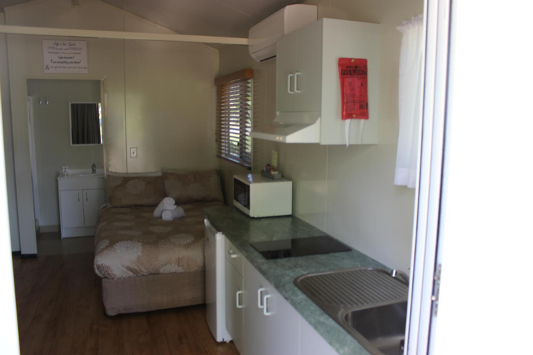 Bedroom 3, Big4 Aussie Outback Oasis Holiday Park, Charters Towers