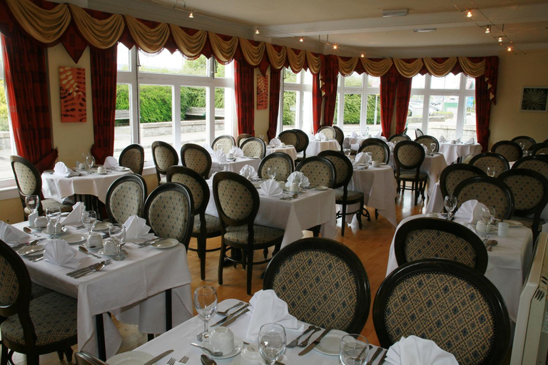 Food & Drinks 3, The Imperial Hotel, Highland