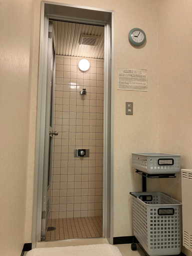 Bathroom 4, Sapporo International Youth Hostel, Sapporo