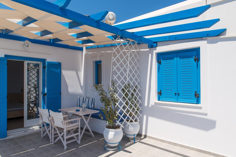 Others 5, Meltemi Retreat, South Aegean