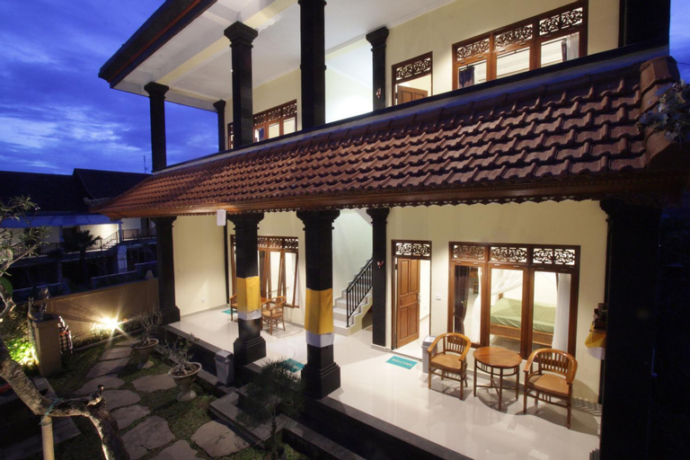 Exterior 2