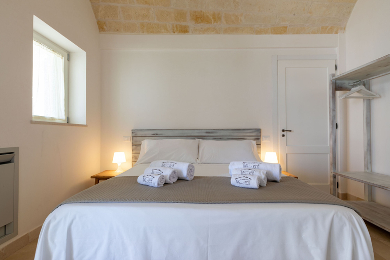 Bedroom 4, Masseria Abadia Uno, Brindisi