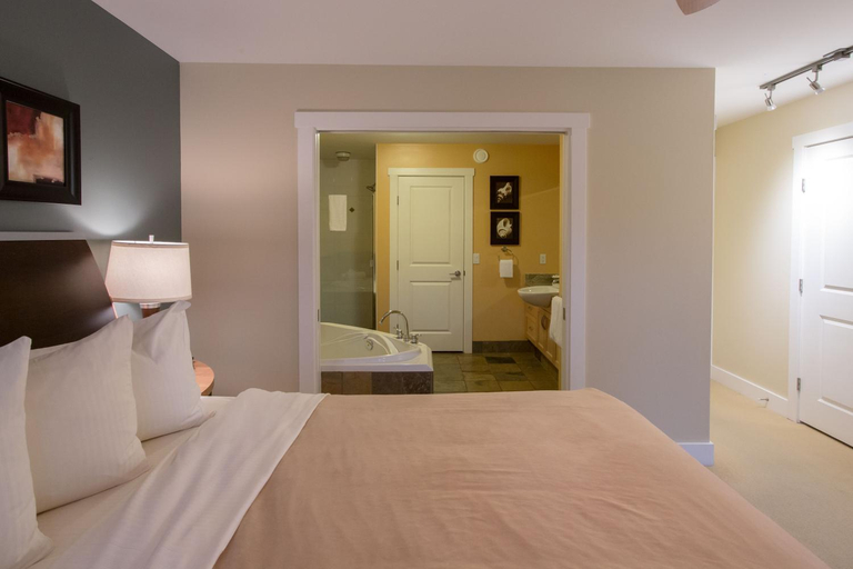 Bedroom 3, Painted Boat Resort Spa and Marina, Sunshine Coast