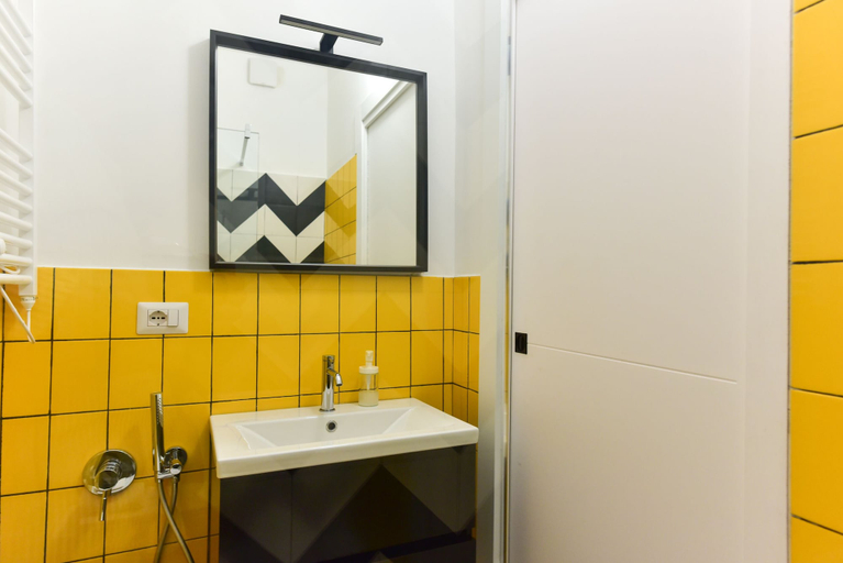 Bathroom 5, FanfullArt, Rome