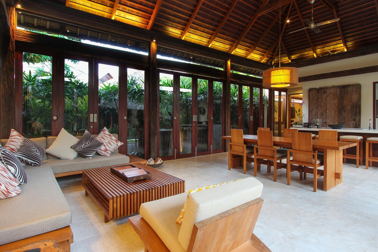 Others 2, Villa Suar, Badung