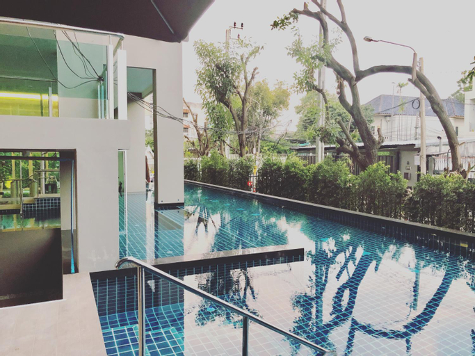 Sport & Beauty 5, The Lux Ladprao 10, Chatuchak