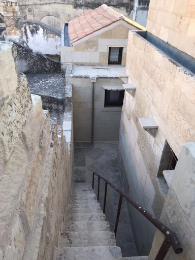 Others 4, Borgoincorte, Lecce