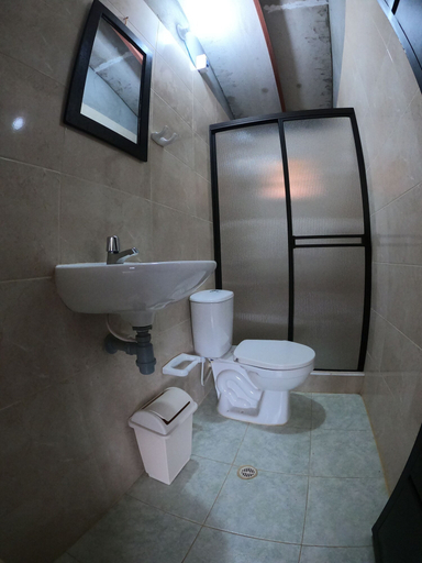 Bathroom 2, Villa Isabella Curiti, Curití