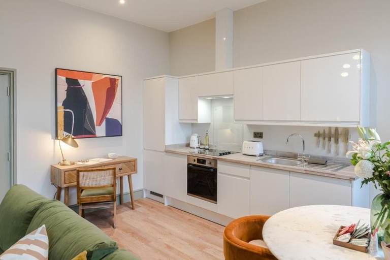 Others 5, Your Apartment - Redland Place, Bristol