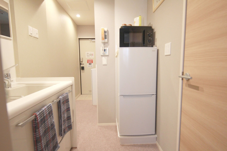 Others 4, Shinjuku Warm House, Shinjuku