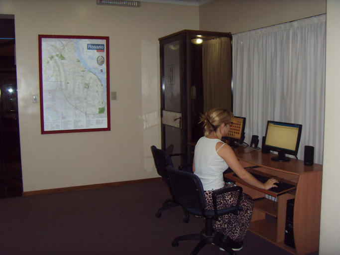 Others 3, Hotel Embajador, Rosario
