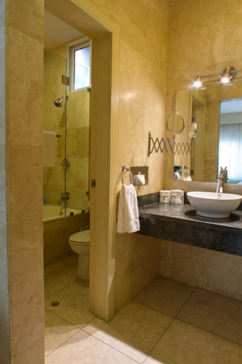 Bathroom, Isabella Boutique Hotel, San Pedro Sula