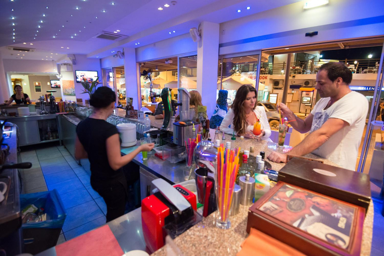 Food & Drinks 4, Eligonia Hotel Apartments