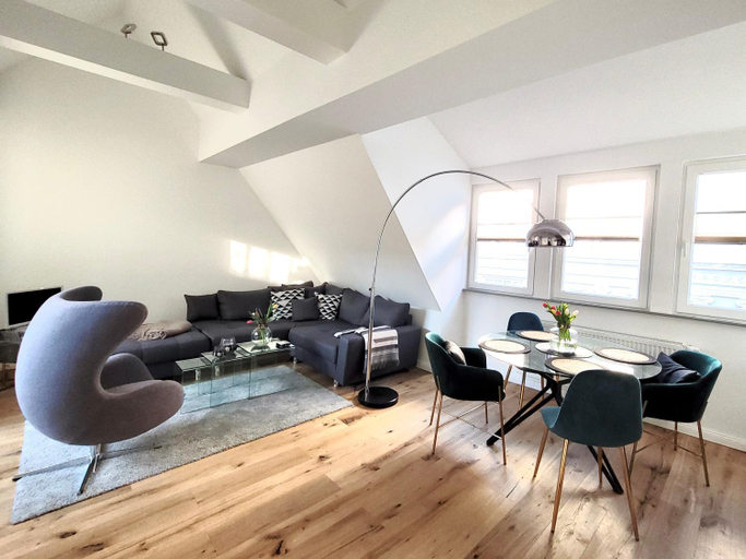 Others 5, Das Stader Loft mit Sonnenbalkon, Stade