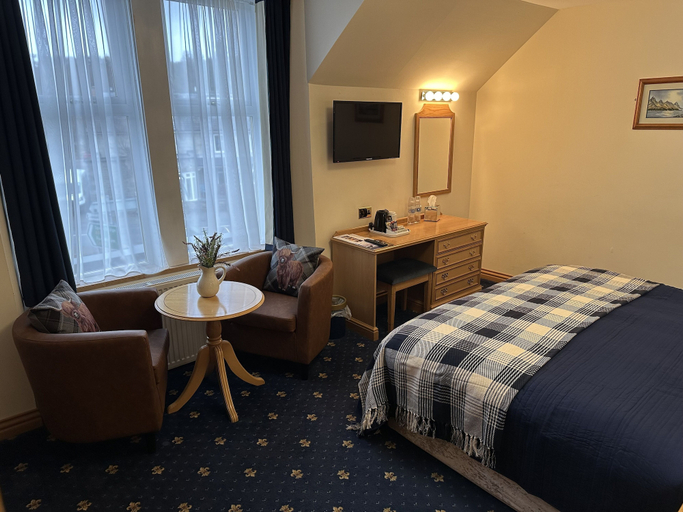 Bedroom 3, The Glen Hotel, Highland