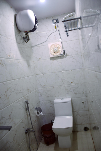 Bathroom 3, Karisma Premium, Khordha