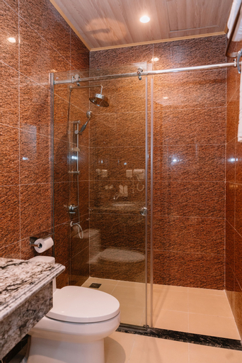 Bathroom 3