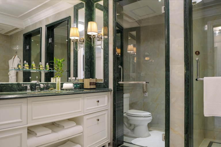 Bathroom 5, Royal Grace Hotel Optics Valley Wuhan, Wuhan